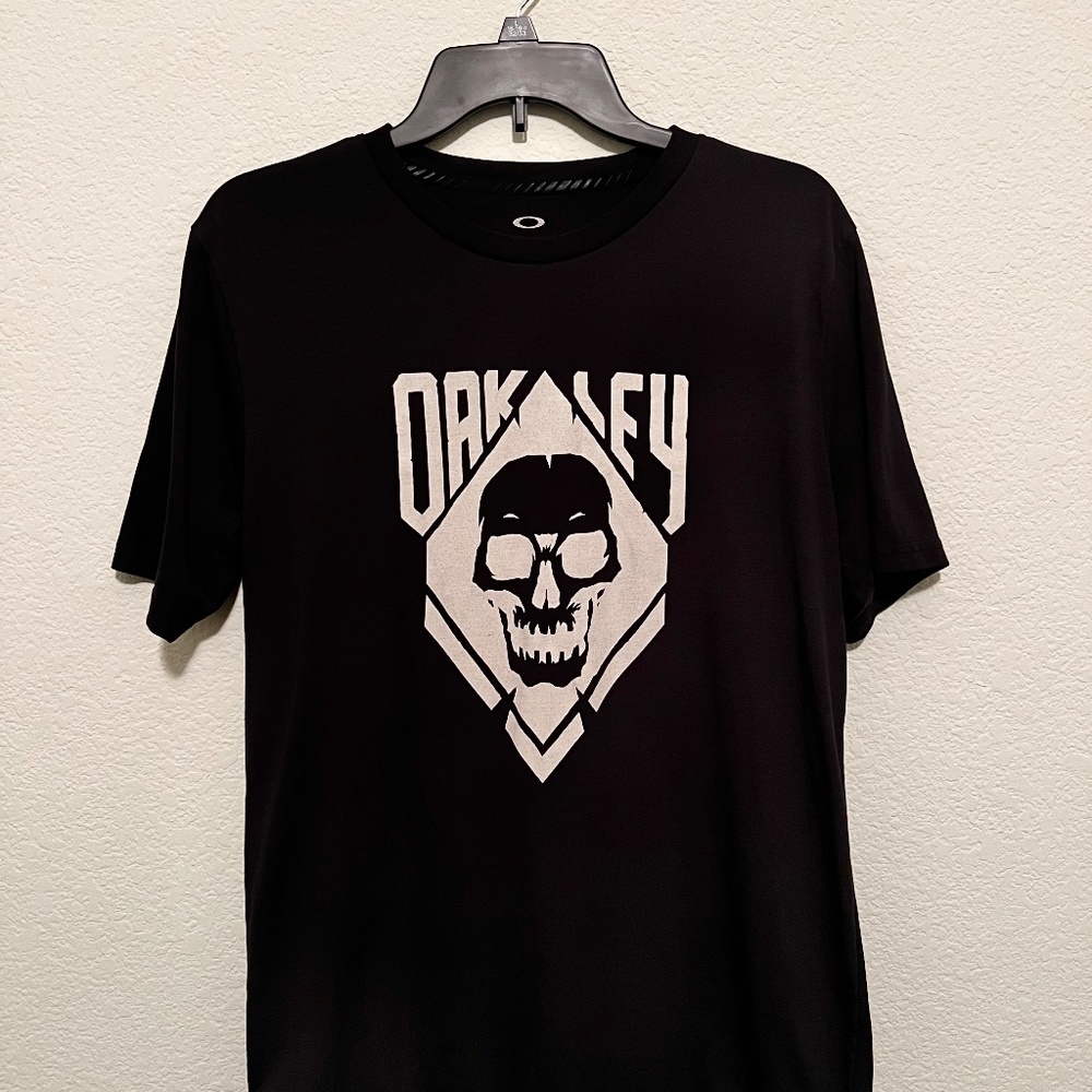 Oakley - Skull Tee - Adult Large - Black Short Sleeve